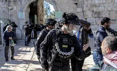 Al menos 90 heridos por disturbios en la Explanada de las Mezquitas de Jerusalén