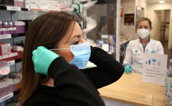 Torres califica de «magnífica noticia» el fin de las mascarilla en interiores