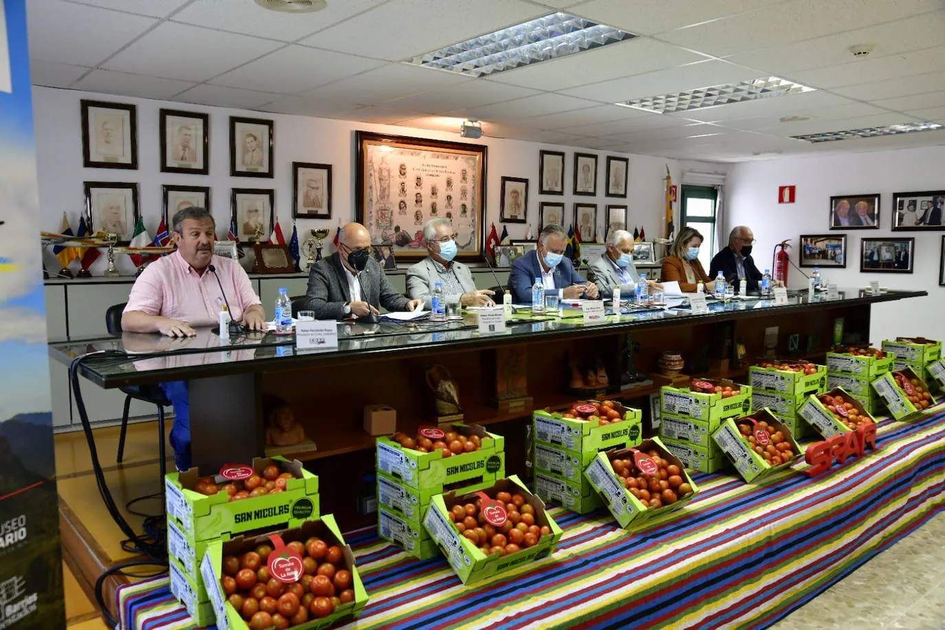 Los supermercados Spar venderán 550 toneladas de tomate de La Aldea