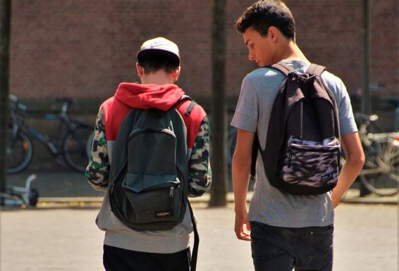 Educación estudia por qué el abandono escolar es mayor en hombres