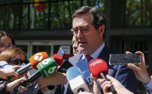 The president of the CEOE, Antonio Garamendi.  /EFE