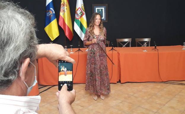 Víctor Robayna sigue de alcalde accidental de Haría