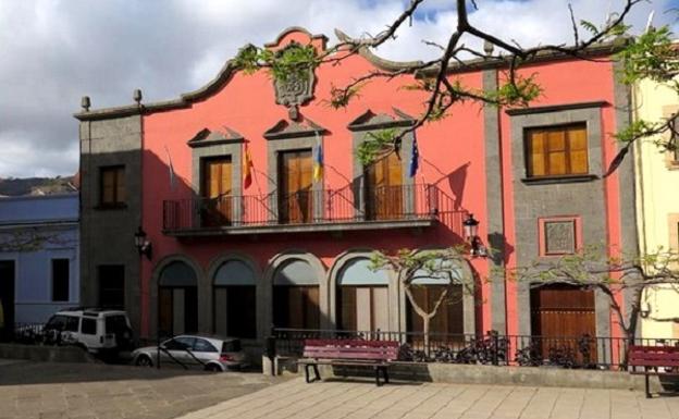 Suspendido en Guía el examen a administrativo por un error en un correo