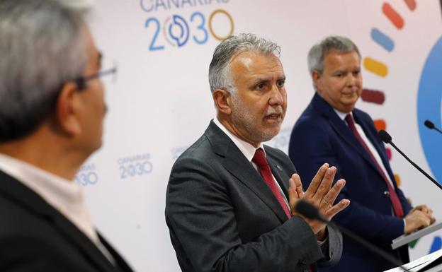 Canarias y el Estado entierran el conflicto de carreteras con el pago de los 407 millones