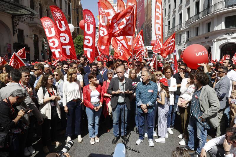 El secretario general de CCOO, Unai Sordo, y el secretario general de UGT, Pepe Álvarez en la manifestación del Día del Trabajador en Madrid. /efe