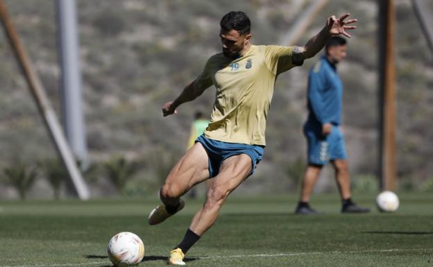 Ganar, meter presión y esperar