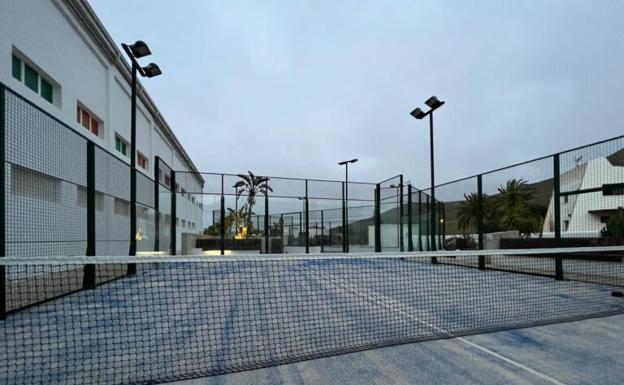 Pádel en Haría, canchas reparadas