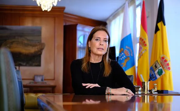 Pilar González, en su despacho de alcaldía en La Oliva. 