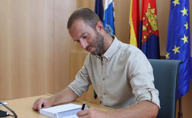 Batalla de gallos en Tías