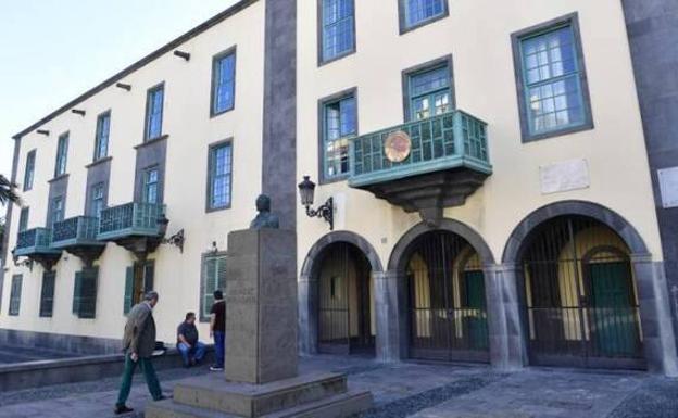 La Sociedad de Amigos de Gran Canaria acoge el seminario 'Nuevas perspectivas sobre la Muerte'