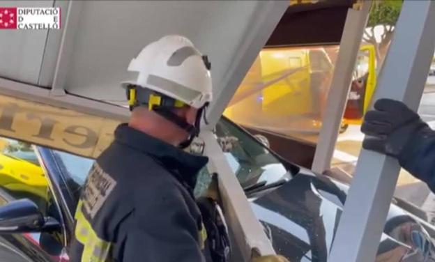 Un coche arrolla a seis personas en una terraza en Castellón
