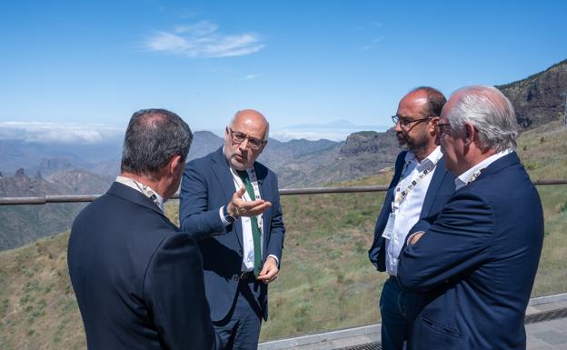 Morales aboga por un modelo integral de turismo sostenible para La Cumbre