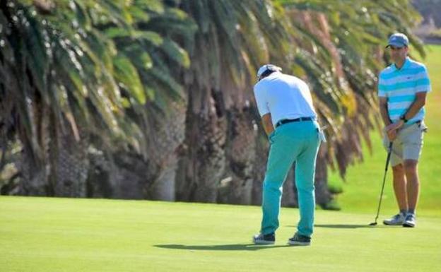 Golf en favor de La Palma y Calor y Café