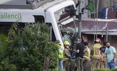 El accidente de tren en Sant Boi (Barcelona), en imágenes