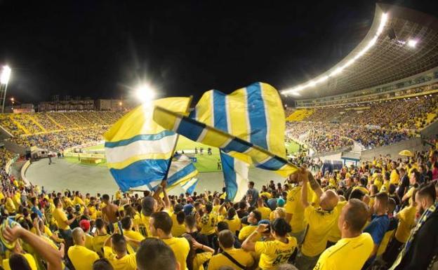 Locura por estar en el UD-Oviedo: ¡más de 16.000 entradas vendidas!