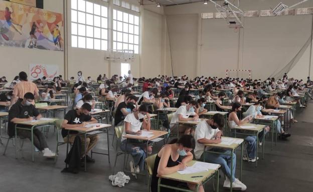 Cuenta atrás para la EBAU en Canarias