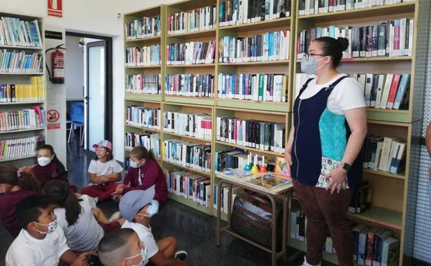 La Biblioteca de Gran Tarajal reabre a las visitas de los escolares