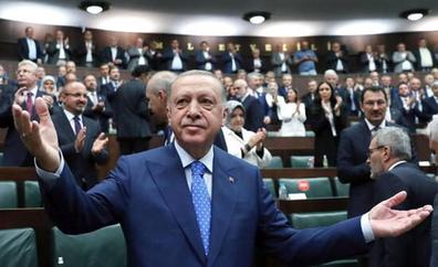 El veto turco frustra la adhesión 'exprés' de Finlandia y Suecia