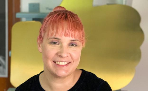 Cristina Déniz, una artista visual que convierte los exvotos en elementos de fascinación artística