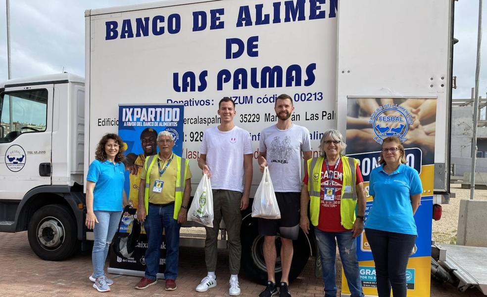 CaixaBank y el CB Gran Canaria recaudan 10.000 kilos de alimentos para el Banco de Alimentos de Las Palmas