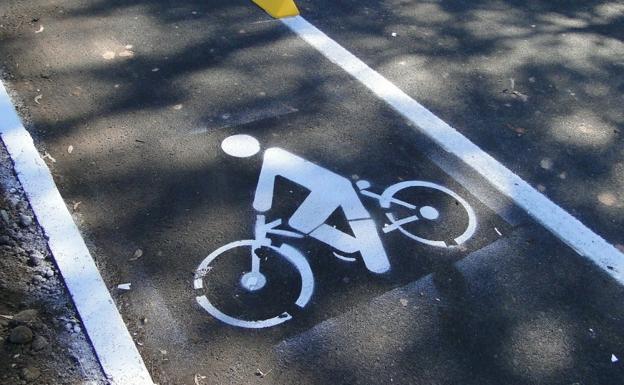 Un ciclista herido grave en un accidente de tráfico en Arona