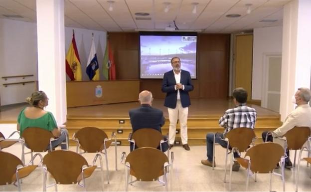 Santa Lucía instala 1.700 paneles fotovoltaicos en busca de la autosuficiencia energética