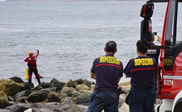 El Ayuntamiento da orden de pagar las horas extras a policías y bomberos