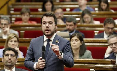 Vox, PP y Ciudadanos maniobran para paralizar la ley del catalán