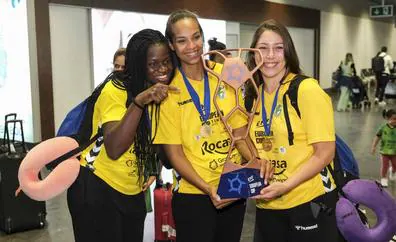 El Rocasa sigue de celebración: María Gomes, Mbengue y Spugnini, con España