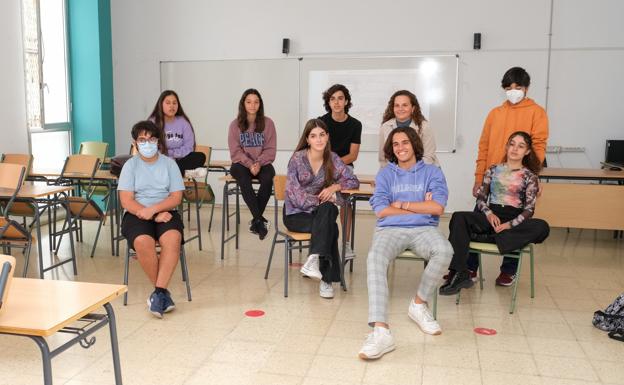 «Sabemos más de la historia de Francia que de Canarias»