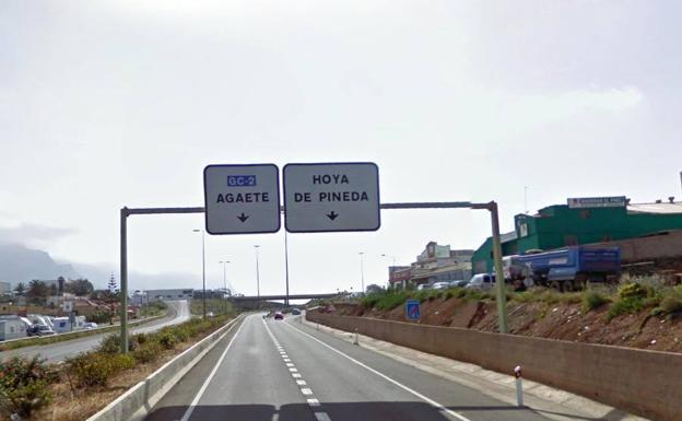 Un motorista herido grave tras sufrir una caída en Las Palmas de Gran Canaria