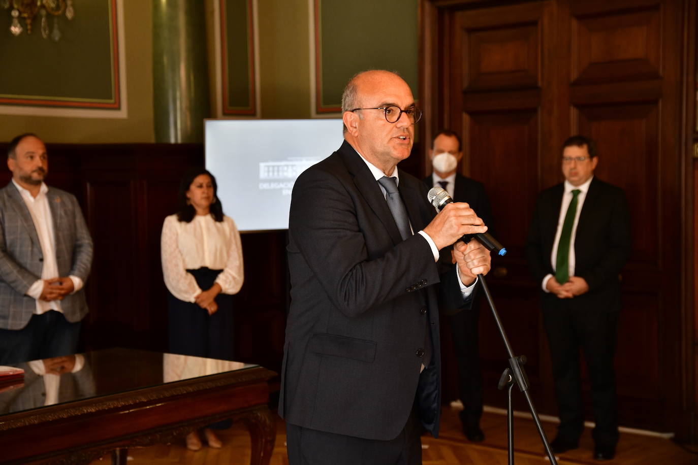 Acuerdo por el cambio sostenible de los polígonos canarios