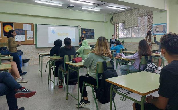 Quirónsalud en Tenerife promueve hábitos de vida saludable en centros escolares de la Isla