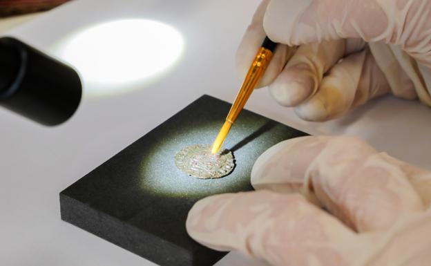 9 monedas dan más el valor al yacimiento de San Marcial del Rubicón