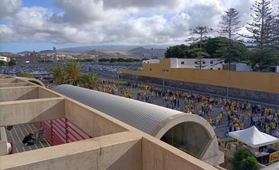 Vídeo | Colas para entrar al Estadio de Gran Canaria