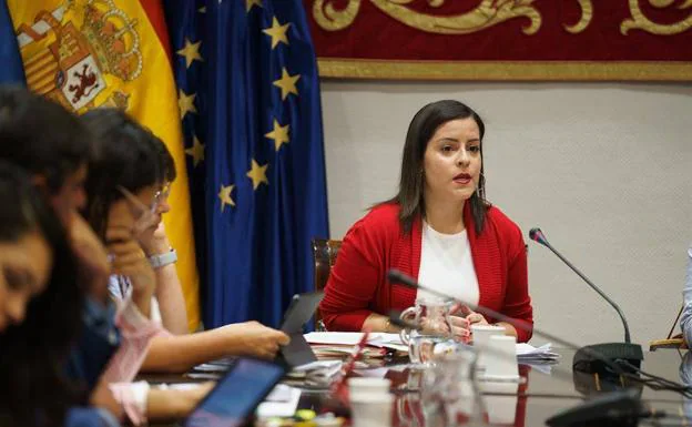 Image of Yaiza Castilla, Minister of Tourism of the Canary Islands. 