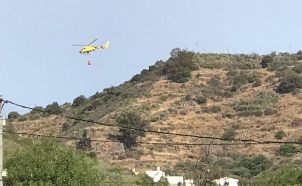 Controlan un incendio en San Mateo