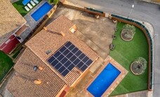 Las ayudas para instalar paneles solares no llegan a todos por igual