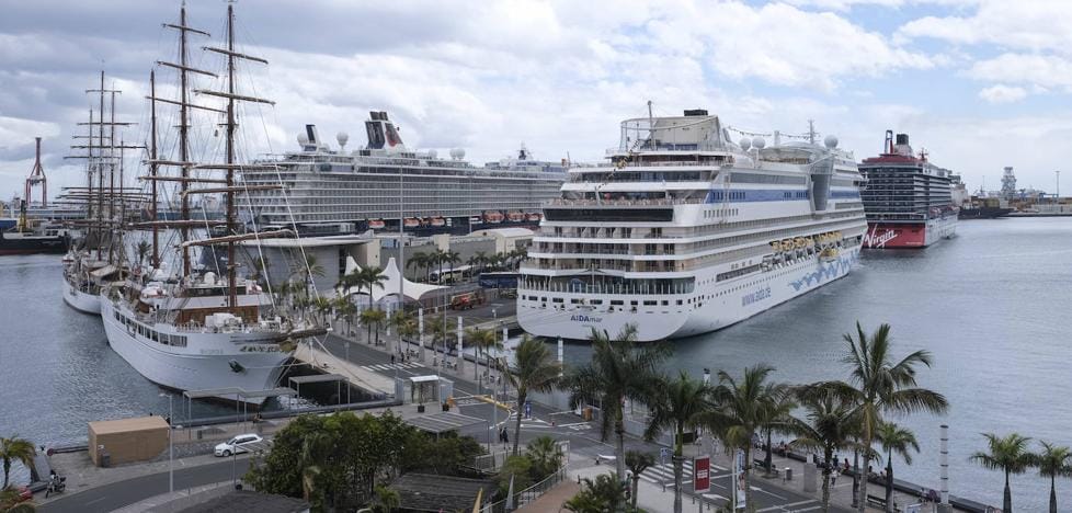 The ports of Las Palmas end the 2021-22 season leaders in cruises