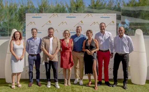 Todo preparado para conocer a la reina del carnaval internacional de Maspalomas