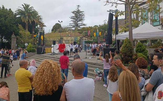 El grupo Skatman anima las fiestas de San Juan en Arucas