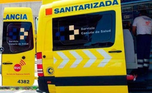 Un motorista herido grave tras chocar contra un turismo en Las Palmas de Gran Canaria