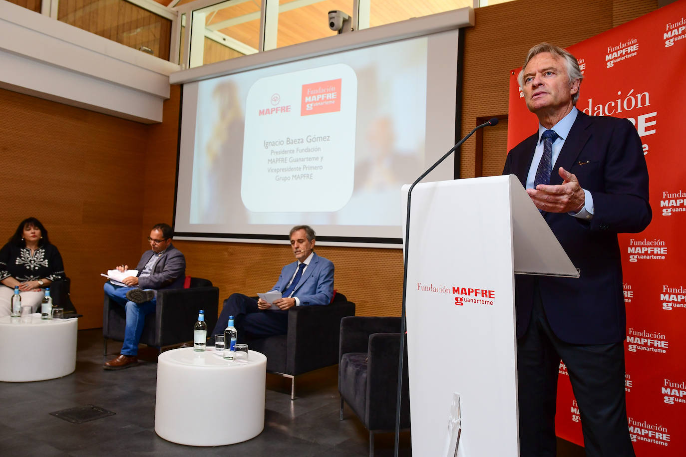 El emprendimiento en personas mayores debe convertirse en una «oportunidad para Canarias»