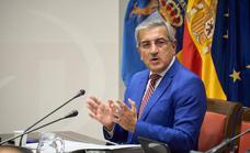 Román Rodríguez aclara que Canarias estará exenta de la tasa al queroseno