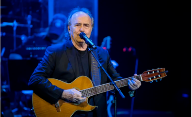 Joan Manuel Serrat: Grandes éxitos sobre el escenario