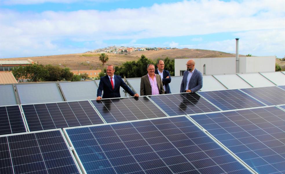 La capital facilitará la tramitación del IBI solar y bonificará el impuesto de construcciones
