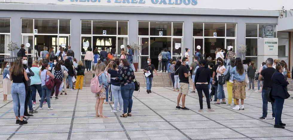 10,389 people choose one of the 990 teaching positions offered in the Canary Islands