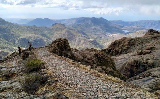 El I Congreso Internacional Camino de Santiago entre Volcanes destaca el valor patrimonial de los recorridos isleños