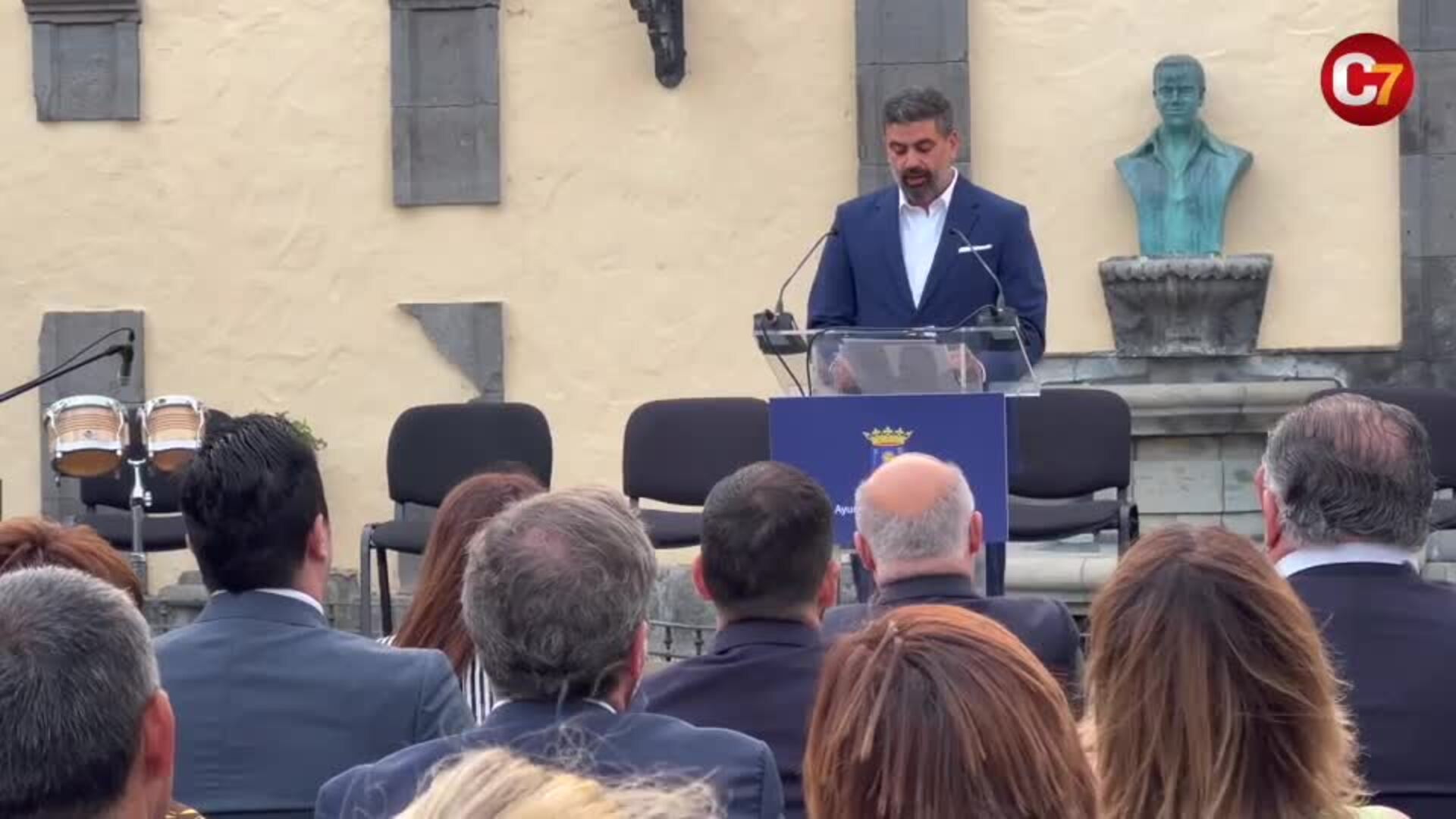 Música y fuegos artificiales por San Juan en Playa del Inglés