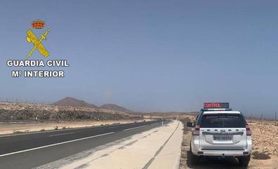 Multan con 720 euros a un joven por circular a 190 km/h en Fuerteventura